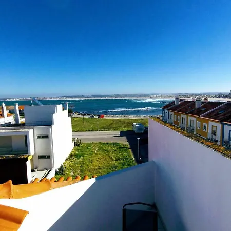 Surf 2 Gasthof Peniche