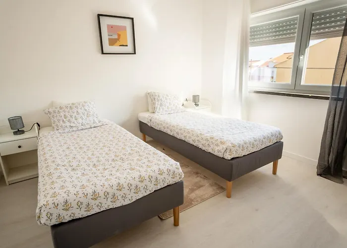 Pensionat Surf 2 Peniche